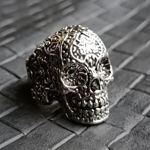 Skull (Day of the dead) ring Sz 8.5-9